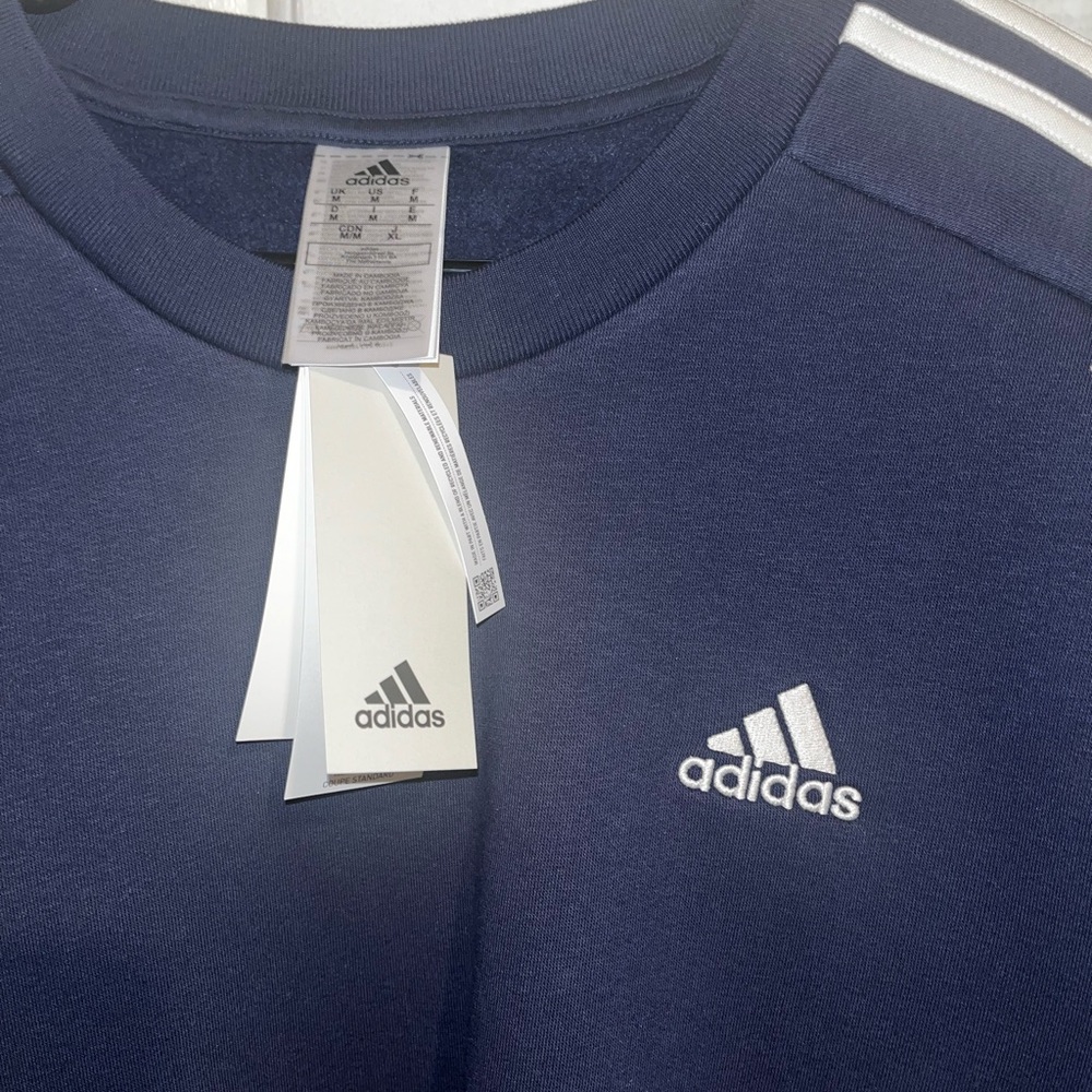 New brand adidas crew neck sweater - Picture 2 of 4
